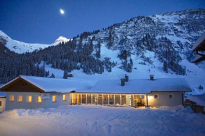Отель Chalet Schneekristall, Лех-На-Арльберге